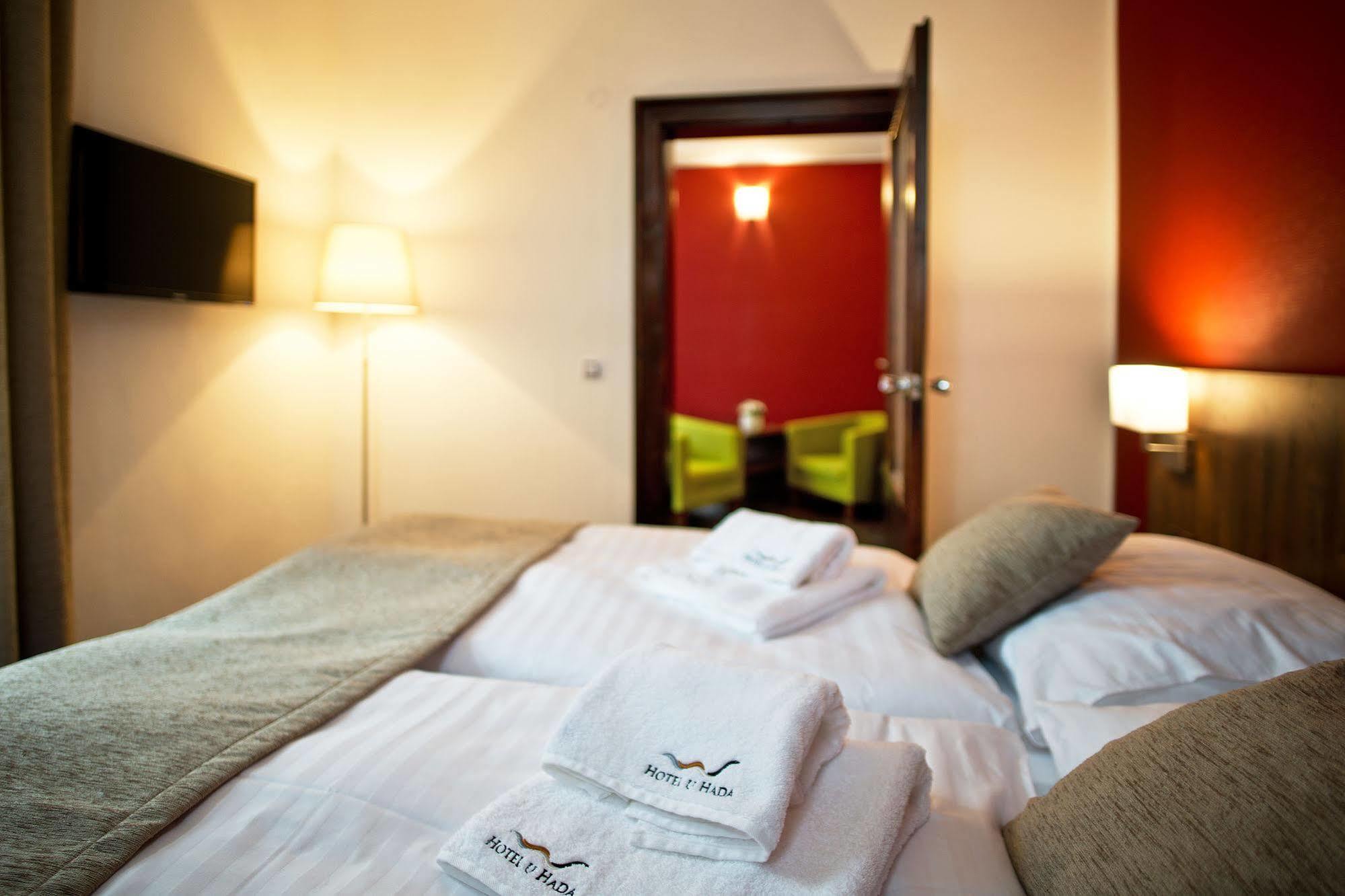 Hotel U Hada Zatec Esterno foto