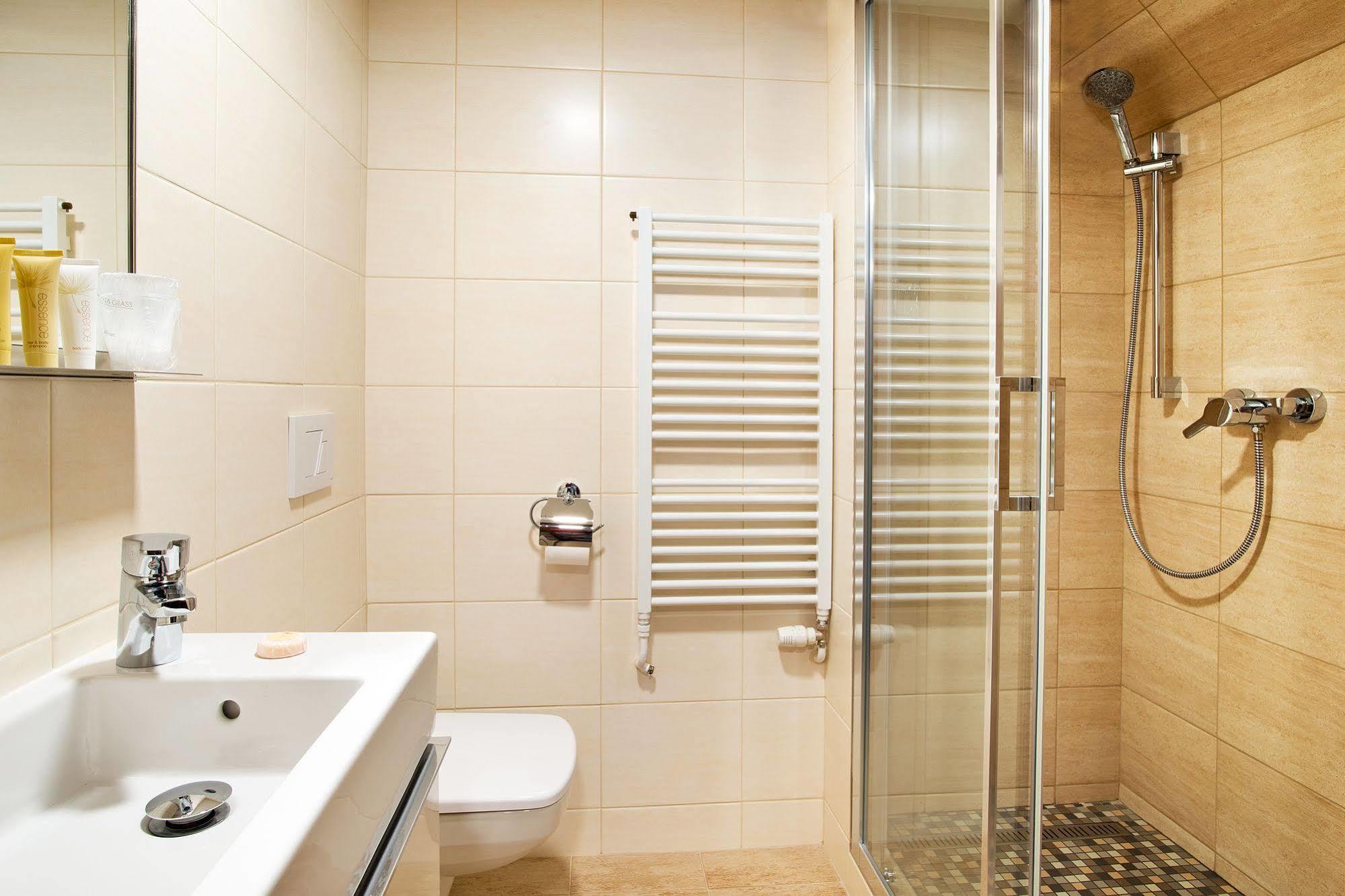 Hotel U Hada Zatec Esterno foto