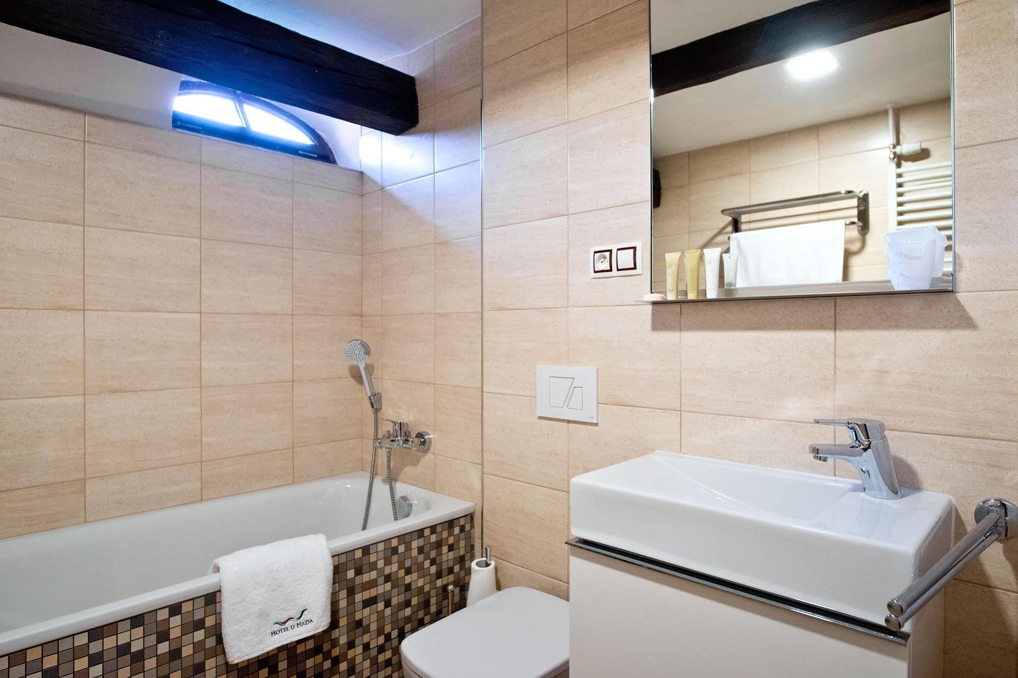 Hotel U Hada Zatec Esterno foto